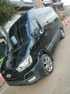 Hyundai Satellite 2016 Noir Mat