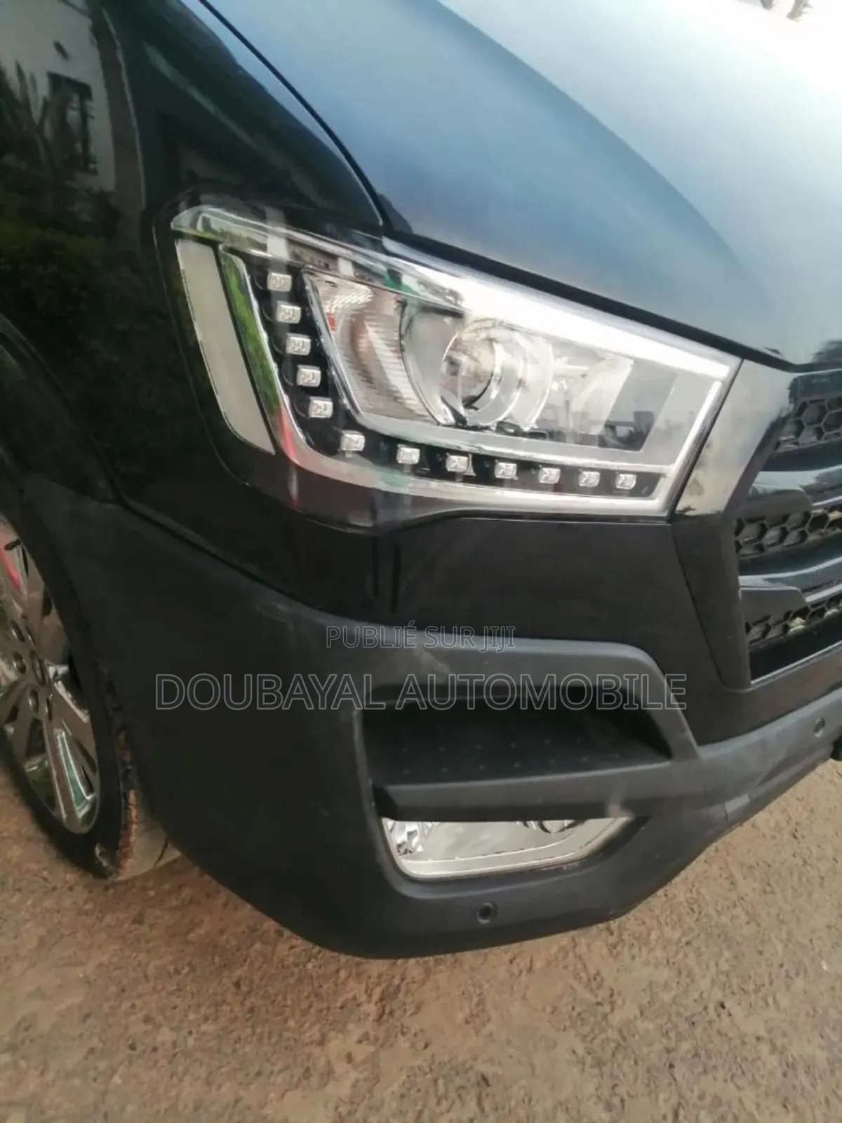 Hyundai Satellite 2016 Noir Mat