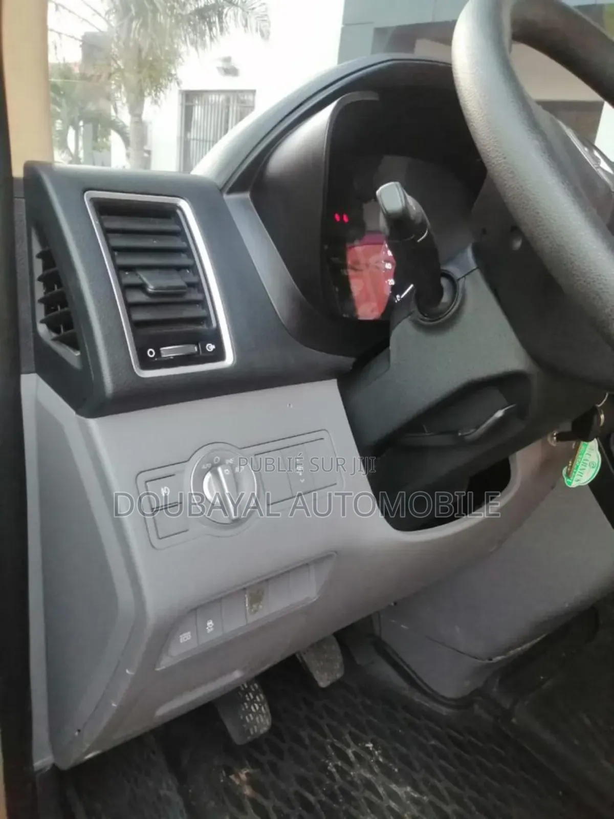 Hyundai Satellite 2016 Noir Mat