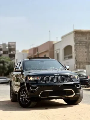 Photo - Jeep Grand Cherokee 2020 Black