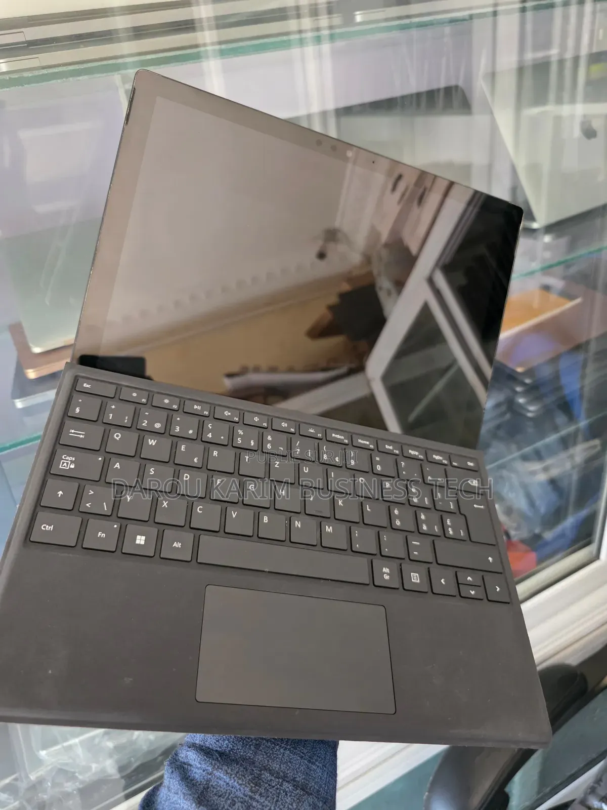 New Microsoft Surface Pro 9 8GB Intel Core I5 SSD 512GB