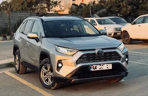 Toyota RAV4 2022 Gris