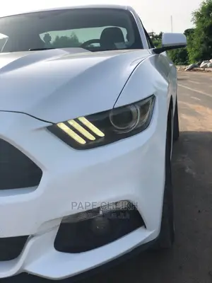 Ford Mustang 2015 Blanc