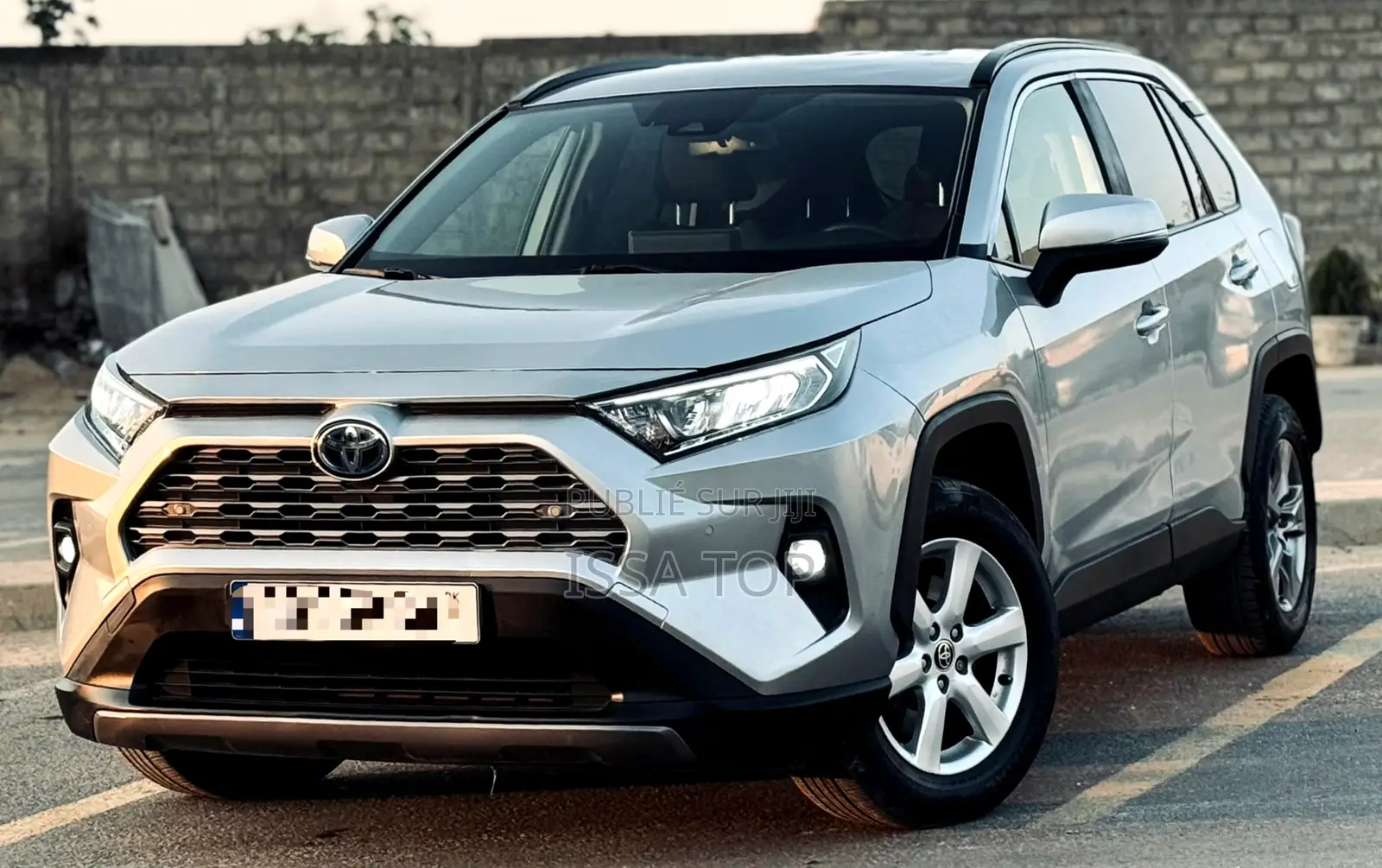 Toyota RAV4 Hybrid 2022 Gris