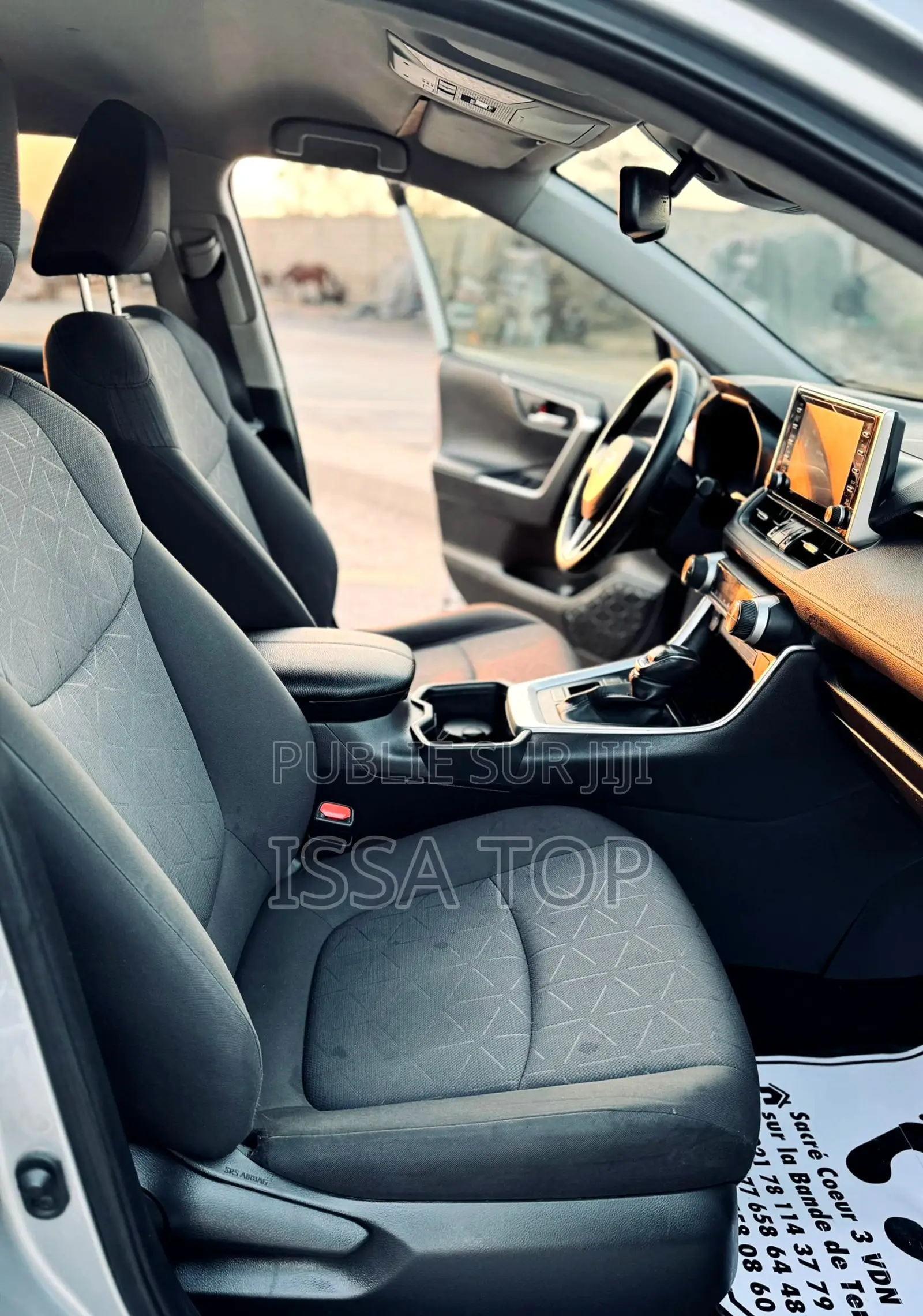 Toyota RAV4 Hybrid 2022 Gris