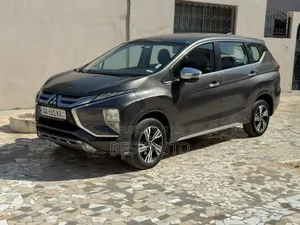 Mitsubishi Outlander 2022 Black