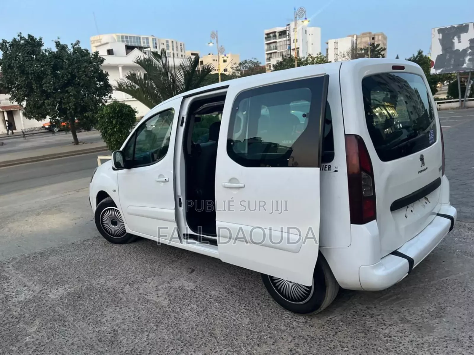 Peugeot Partenaire 2018 Blanc