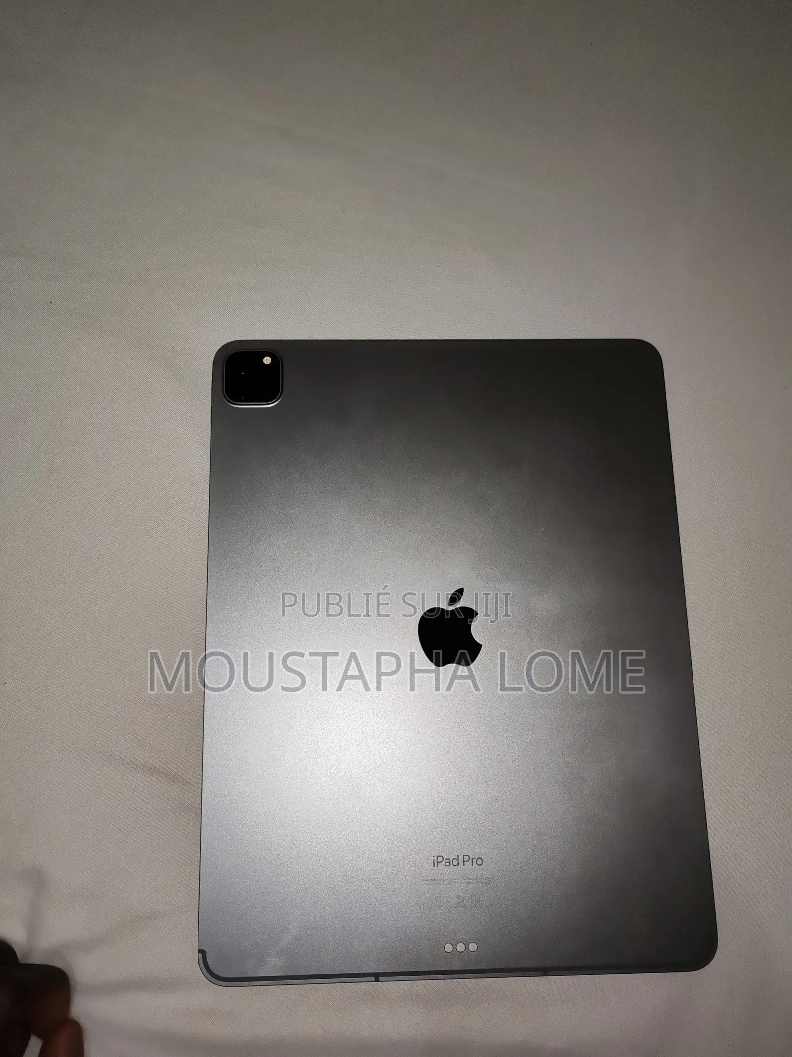 New Apple iPad Pro 12.9 (2022) 256 GO Gris