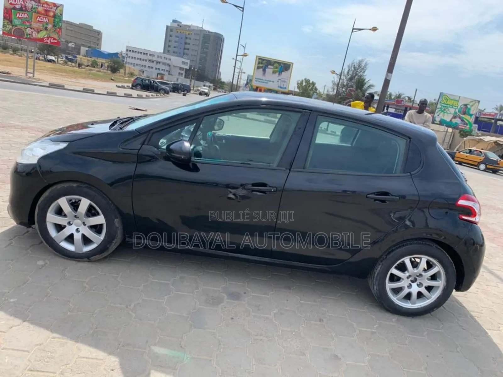 Peugeot 208 2013 Noir Mat
