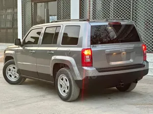 Jeep Patriot 2016 Gris