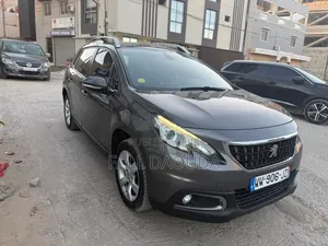 Peugeot 2008 2017 Gris