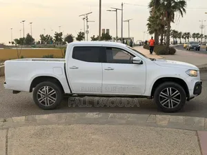 Mercedes-Benz X Class 2017 Blanc