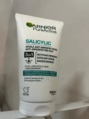 Garnier Pure Active Nettoyant Complet 3 en 1 150 Ml