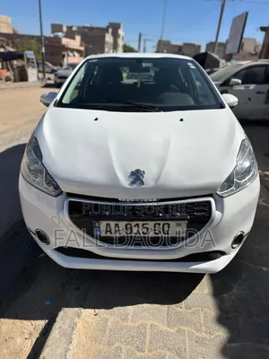 Peugeot 208 2012 Blanc