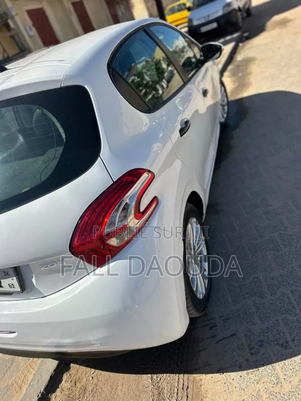 Peugeot 208 2012 Blanc