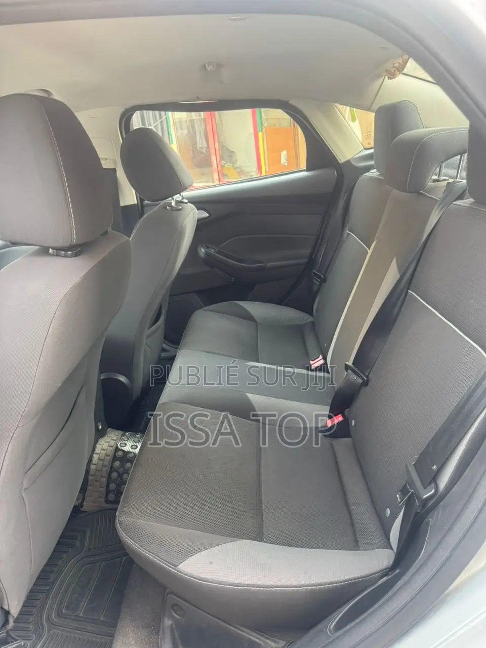 Ford Focus 2014 Gris