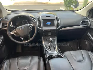 Ford Edge Titanium 4dr SUV (2.0L 4cyl Turbo 6A) 2015 Gris