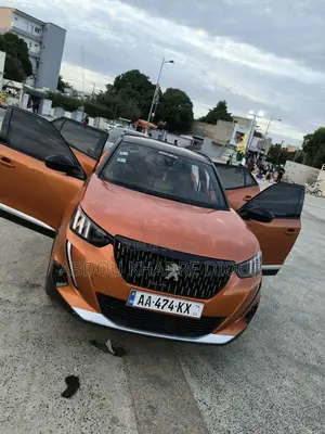 Peugeot 2008 1.2 PureTech (130 Hp) 2020 Orange