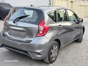 Nissan Versa 2018