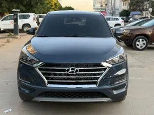 Photo - Hyundai Tucson 2019 Gris