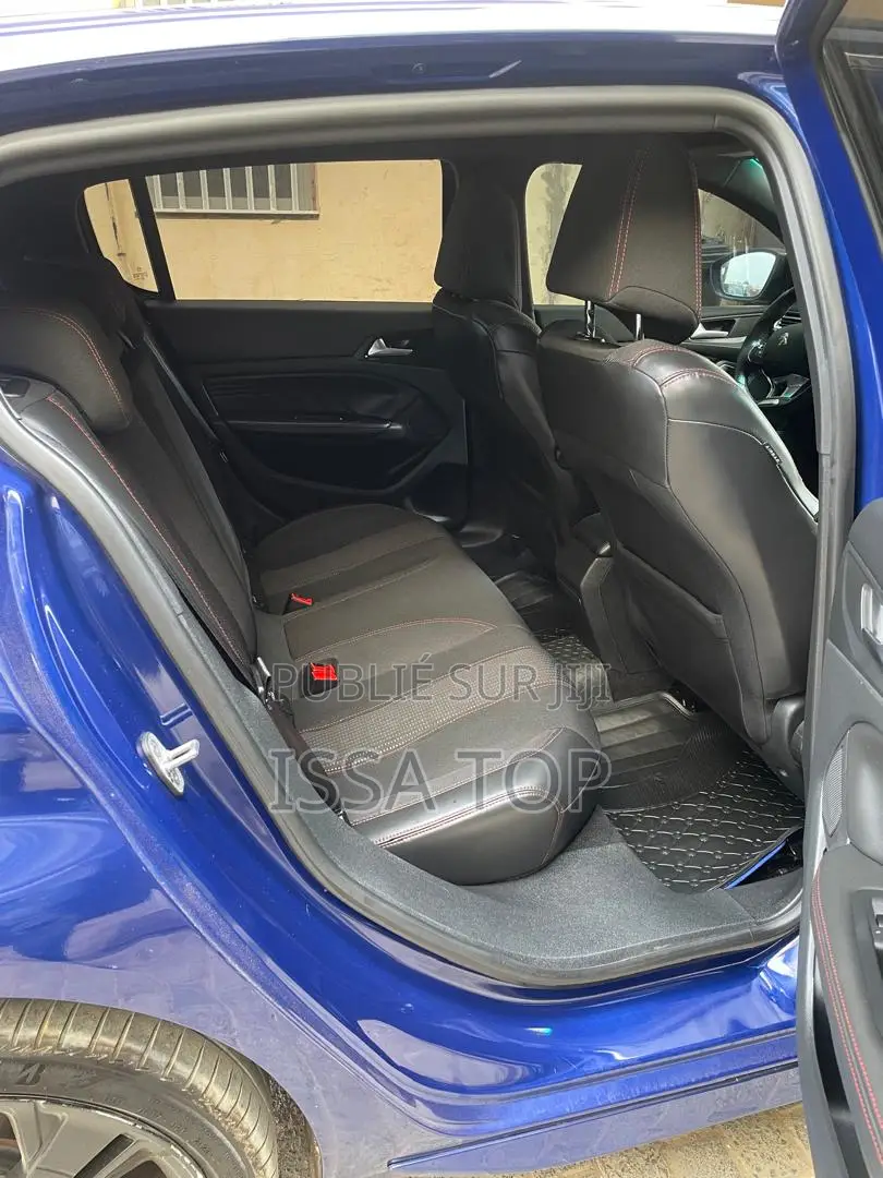 Peugeot 308 2017 Blue