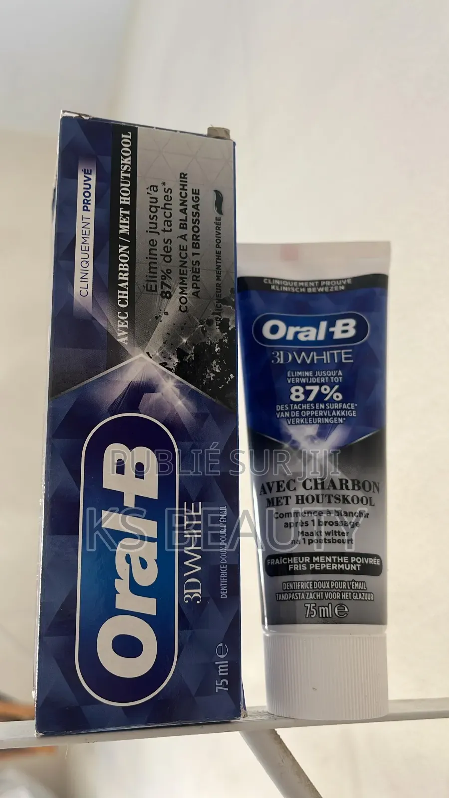 Oral B Dentifrice Charbon 3d White Pour Effet Blancheur 75ml