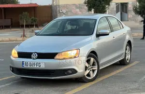 Volkswagen Jetta 2013 Gris
