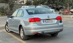 Volkswagen Jetta 2013 Gris