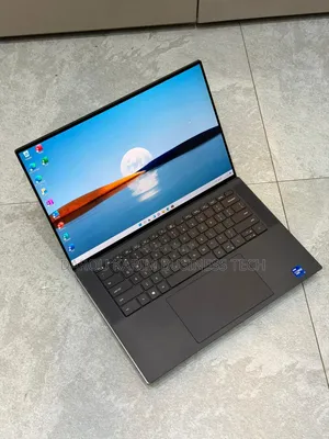 New Dell Precision 5550 32GB Intel Core I7 SSD 512GB