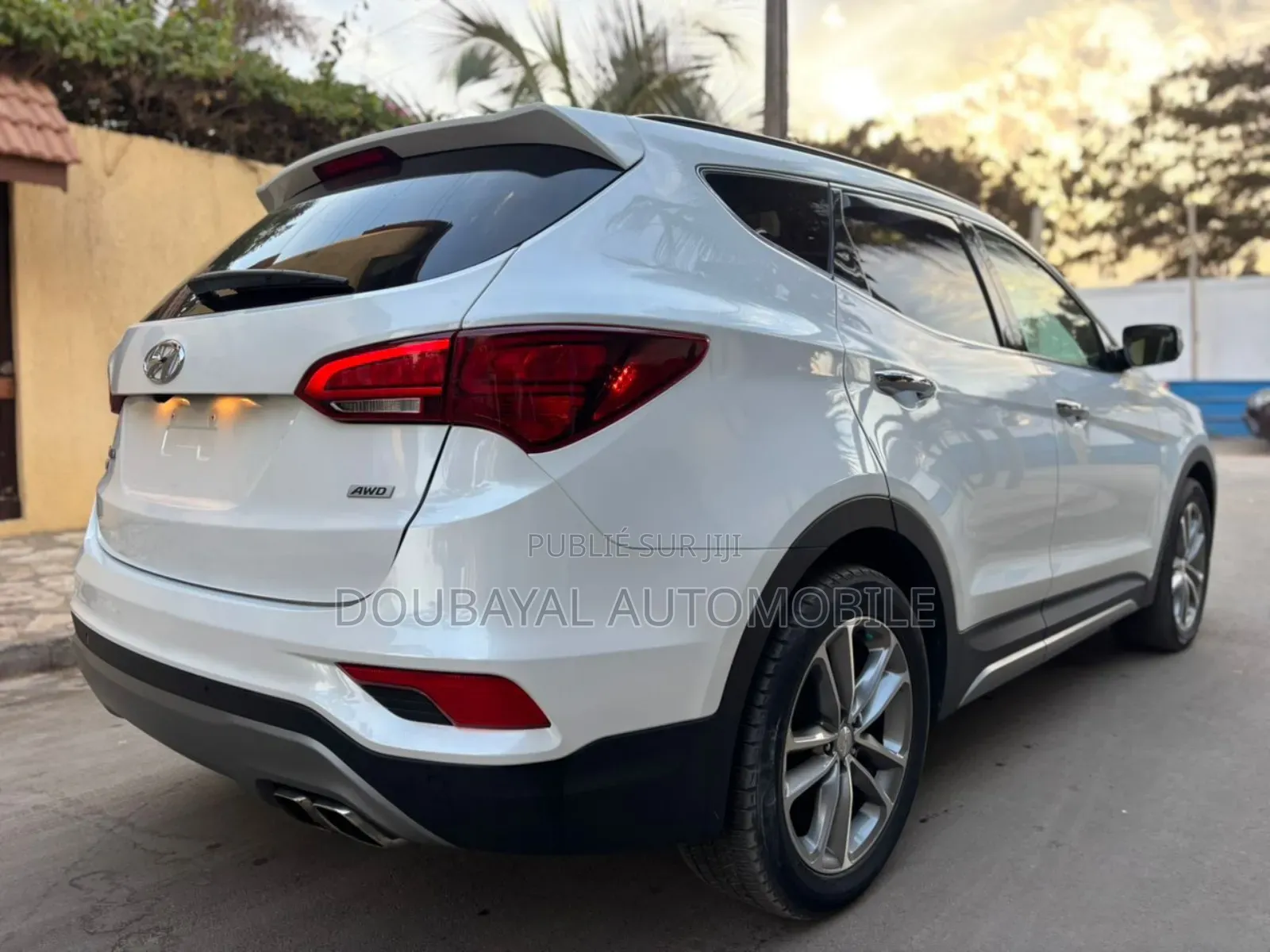 Hyundai Santa Fe Limited Ultimate AWD 2018 Black