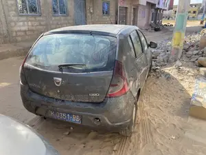 Dacia Sandero 2009 Gris