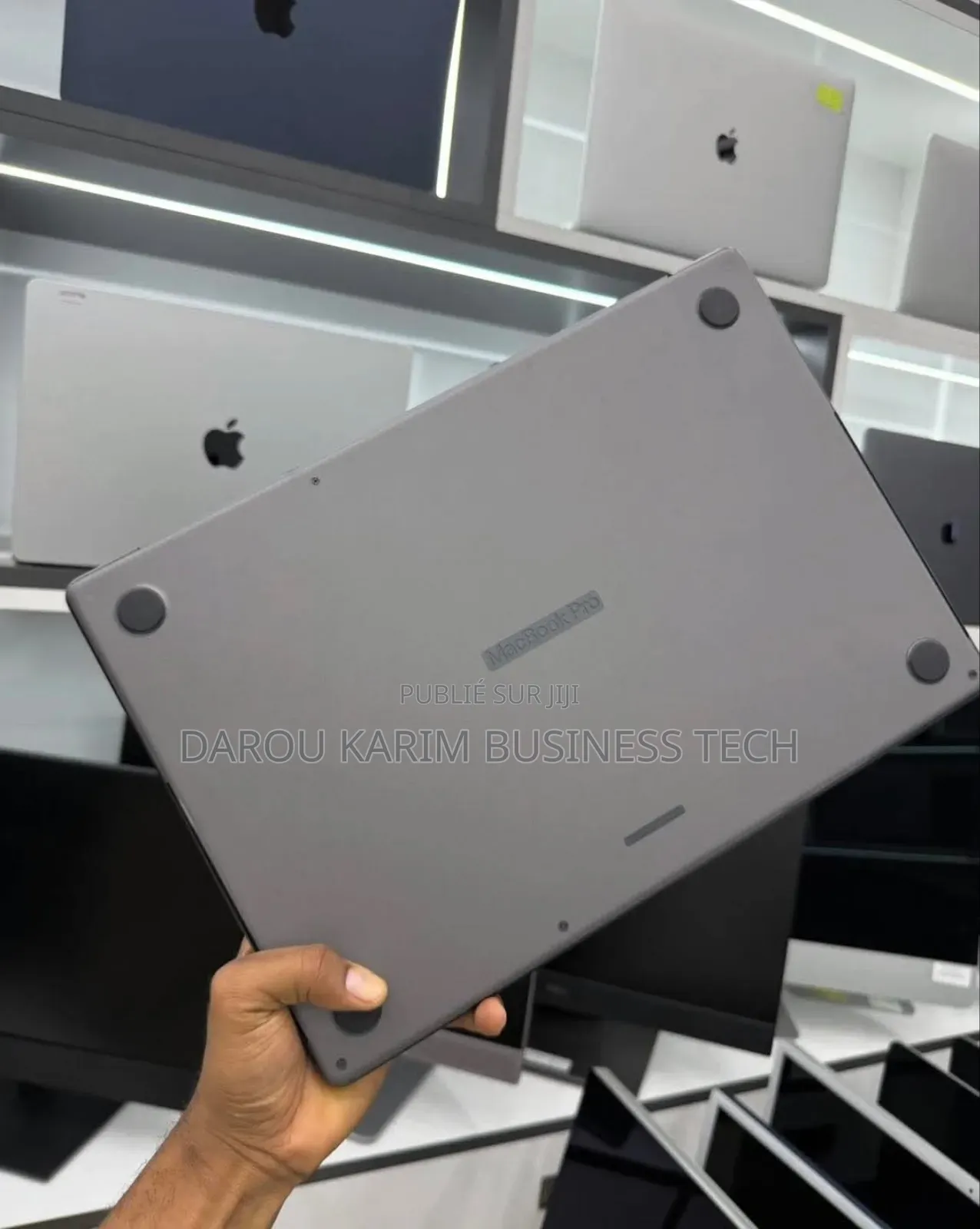 New Apple MacBook Pro 2024 M4 Max 16-Inch 48GB Apple M4 Max SSD 1T