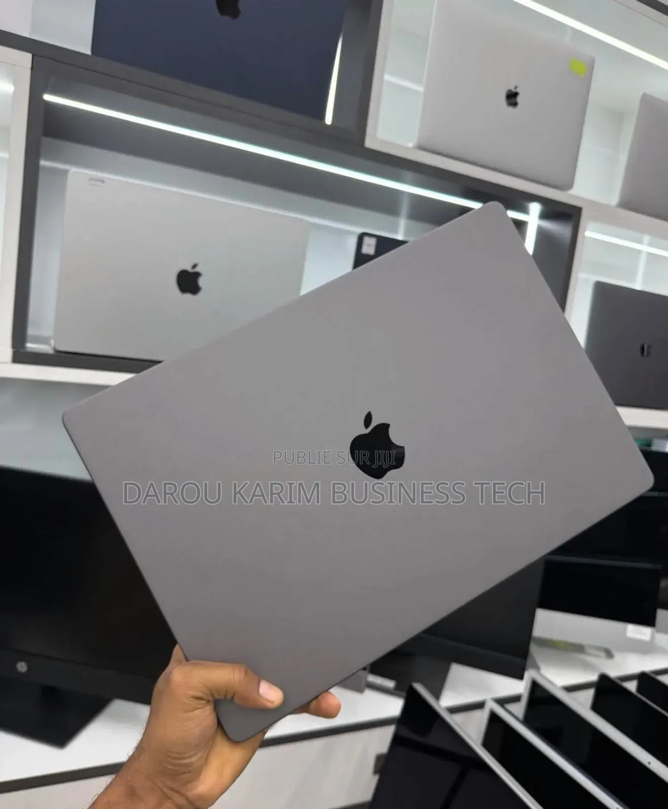 New Apple MacBook Pro 2024 M4 Max 16-Inch 48GB Apple M4 Max SSD 1T