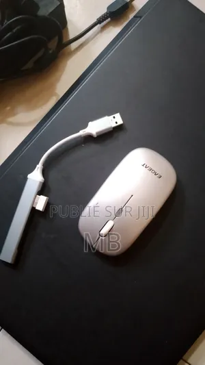 Ordinateur Portable Lenovo V110 8GB Intel Core I3 SSD 500GB