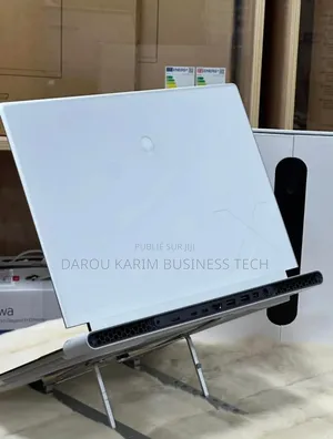 New Ordinateur portable Alienware M15 r3 32GB Intel Core i9 SSD 1T