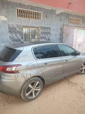 Peugeot 308 2015 Gris