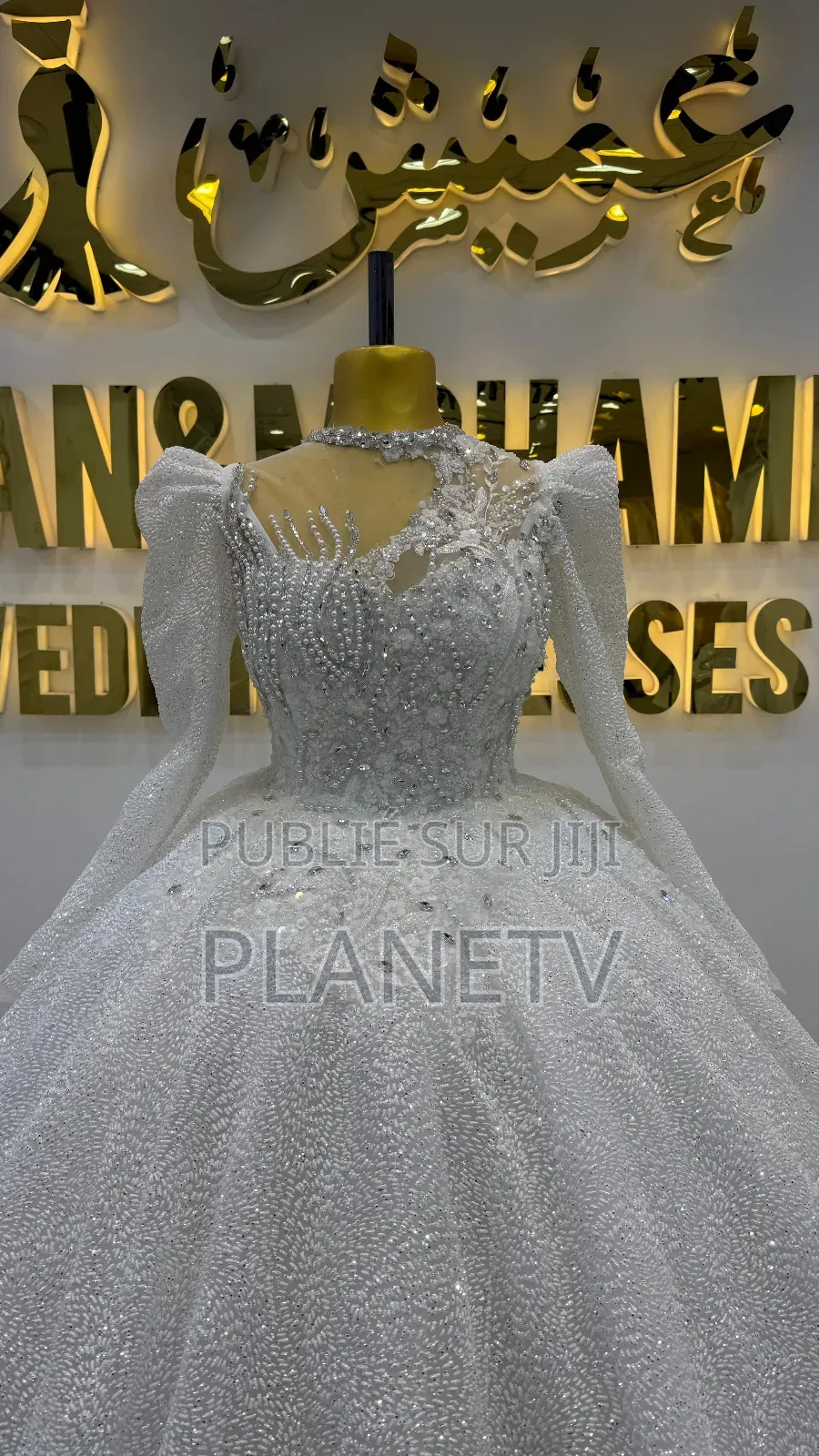 Robe De Mariée Sur Commande by Am