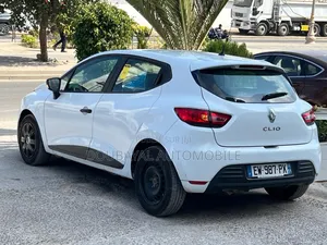Renault Clio 2018 Black