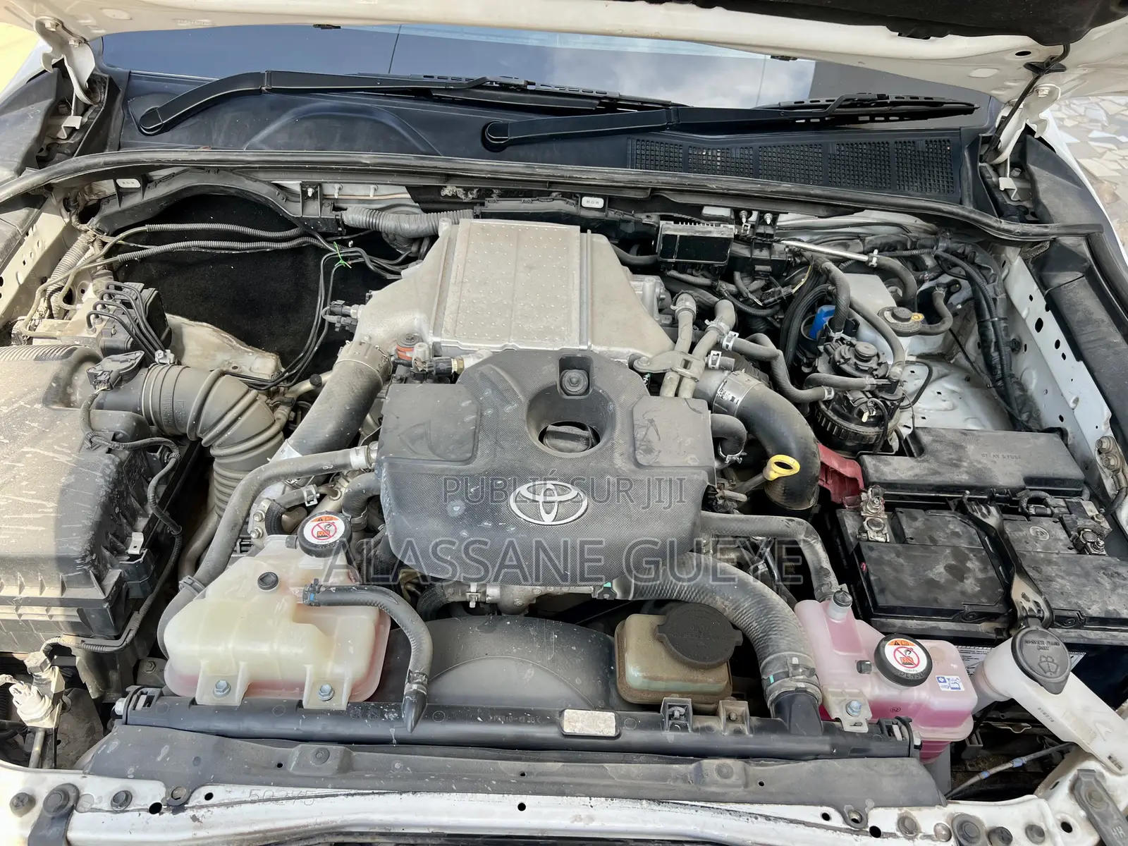 Toyota Hilux Revo Double Cab Deisel 2.4 AWD 2021 Blanc