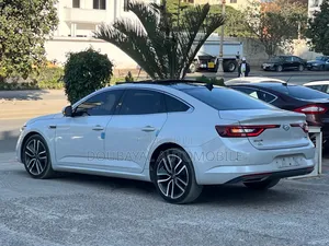 Renault Samsung SM6 2018 Black