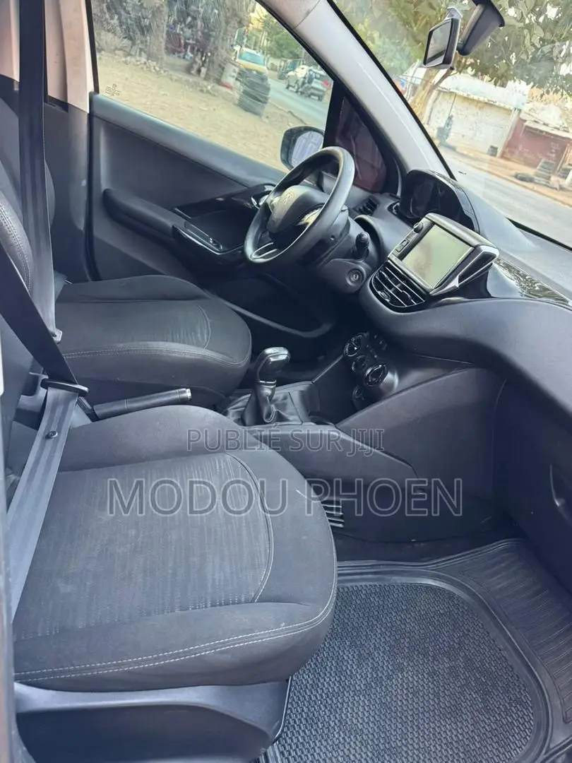 Peugeot 208 2017 Blanc