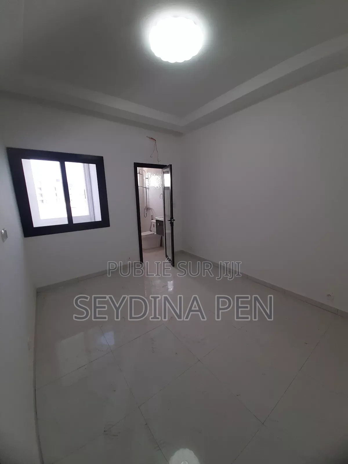 1chbre Studio dans Edge, Ngor à Louer