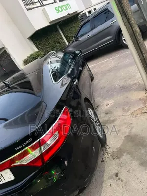 Hyundai Grandeur 2014 Black