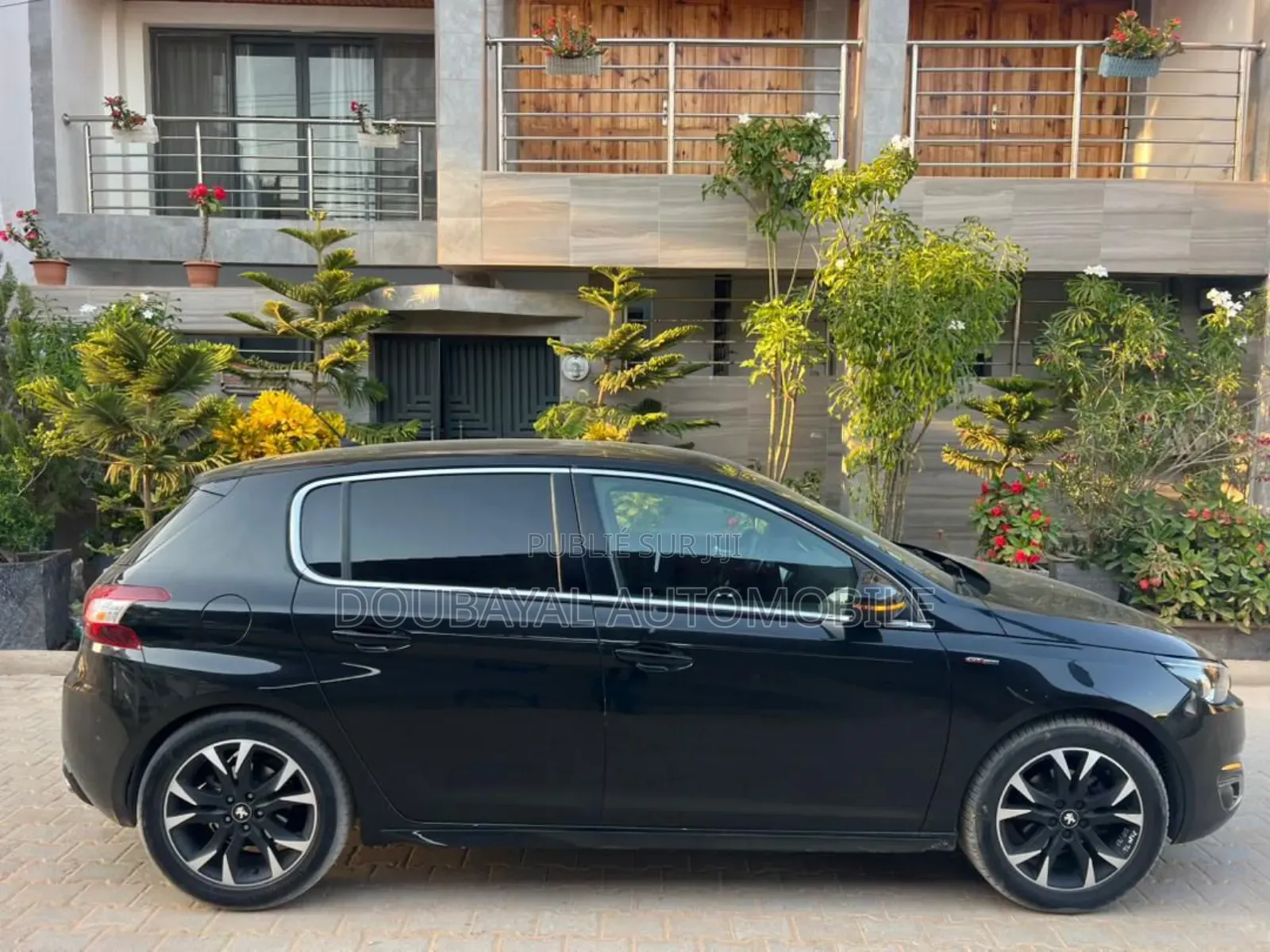 Peugeot 208 2017 Noir Mat