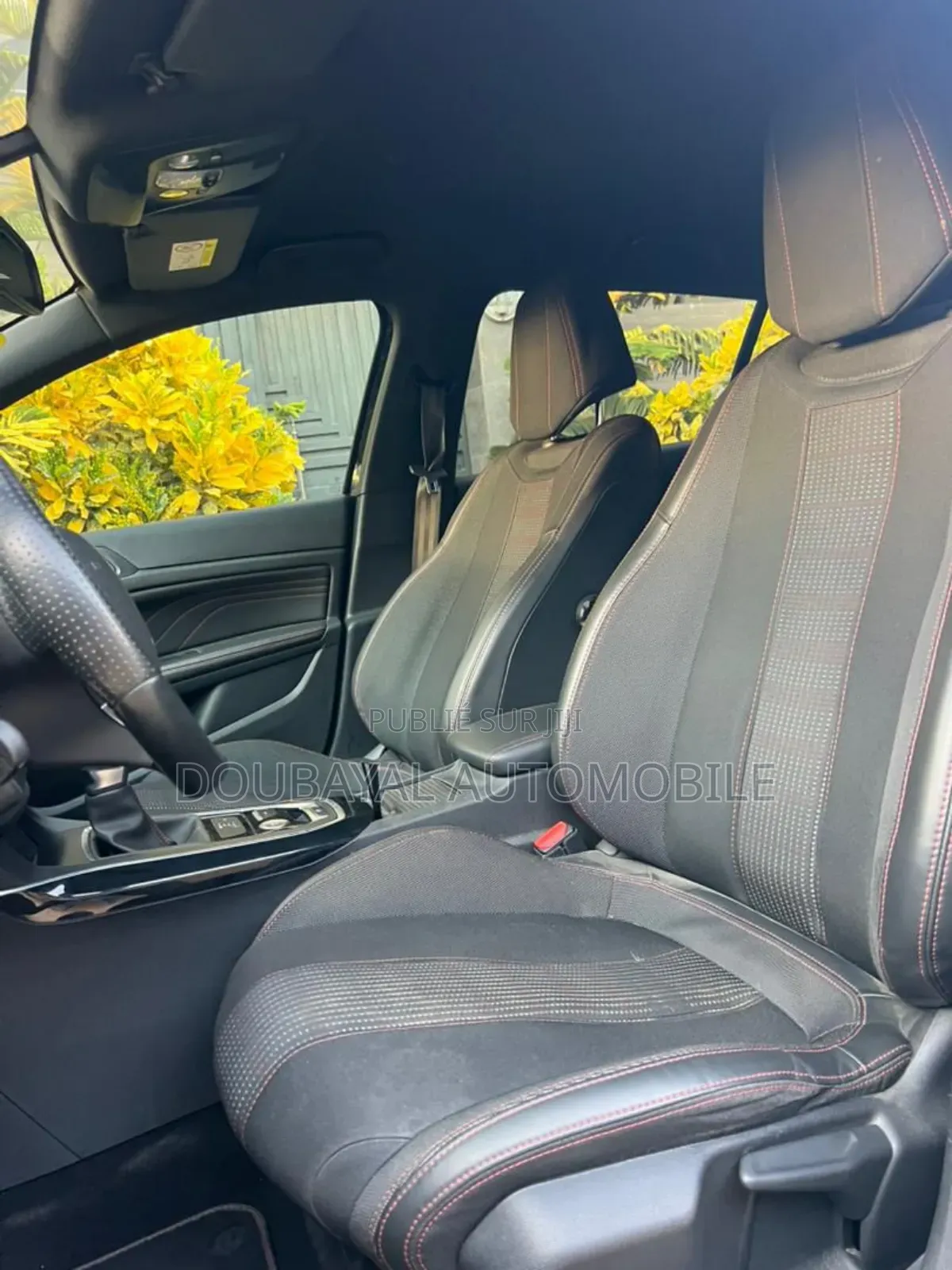 Peugeot 208 2017 Noir Mat