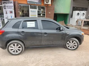 Mitsubishi RVR 2015 Gris