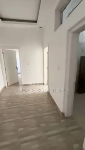 3chbre Appartement dans Appartement 3 à Louer