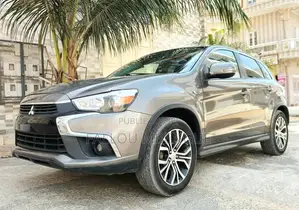 Mitsubishi Outlander 2017 Gris