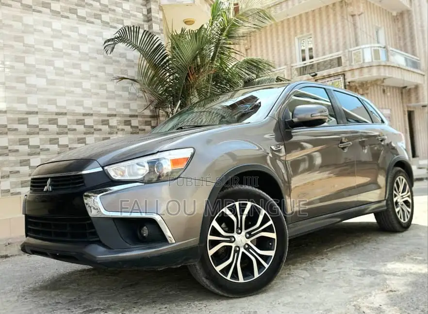 Mitsubishi Outlander 2017 Gris