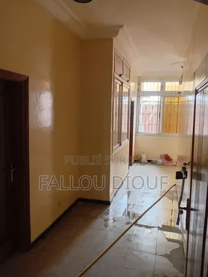 2chbre Appartement dans Rufisque à Louer